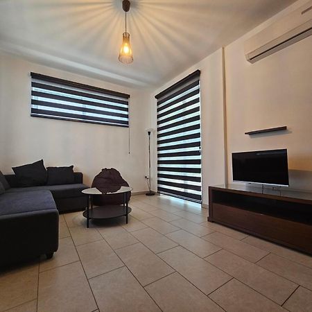 Nina Court Residence - University Of Cyprus - Aglantzia Extérieur photo