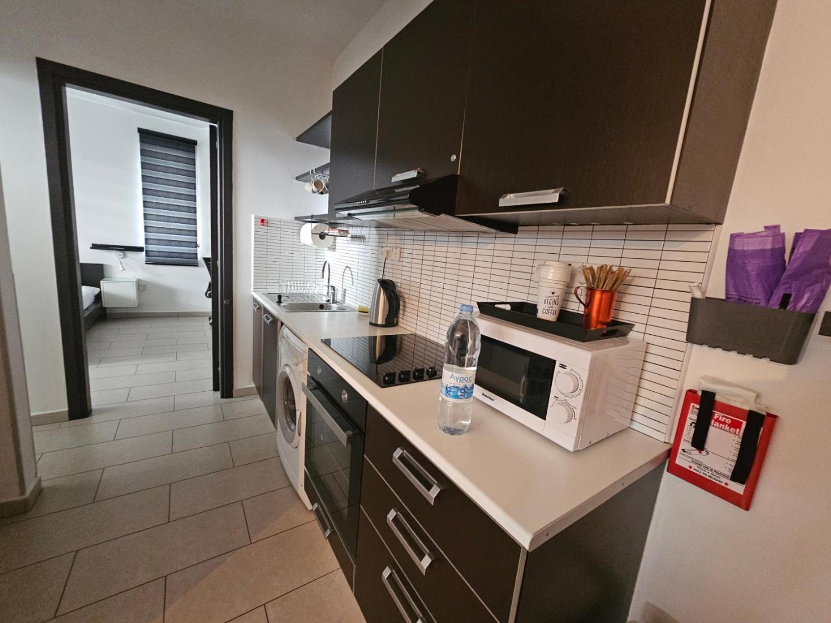 Nina Court Residence - University Of Cyprus - Aglantzia Extérieur photo